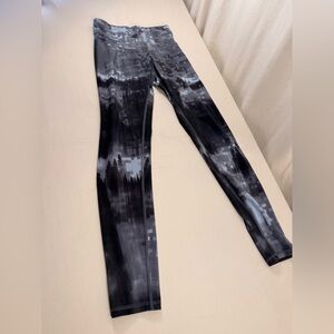 Champion Black and Gray Pixelated Pattern Leggings